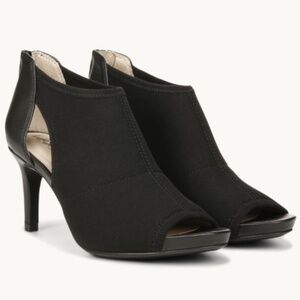 LifeStride Mod Slingback Bootie